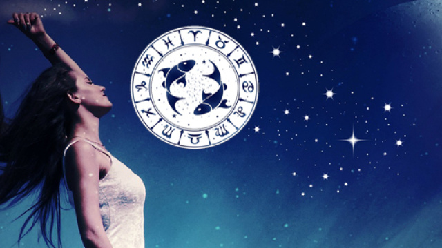 Oroscopo di marted&igrave; 5 giugno 2018 | Predizioni astrologiche di marted&igrave;: segno 'top del giorno' Pesci, fortunati con la Luna nel segno