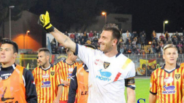 Il portiere del Lecce, Perucchini.