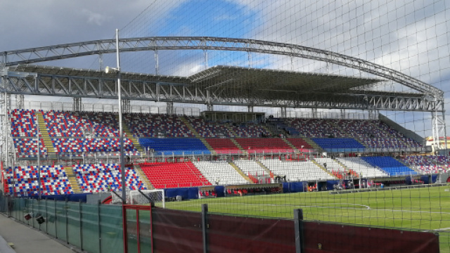 Lo stadio comunale "Ezio Scida" di Crotone
