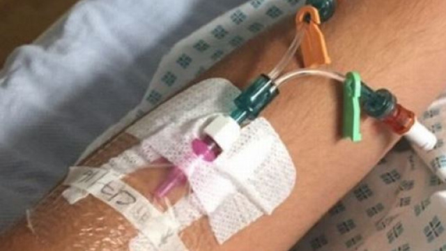 Per essersi tolto una pellicina accanto all'unghia ha rischiato la vita: si &egrave; svegliato all'ospedale con la flebo al braccio. Aveva una sepsi.