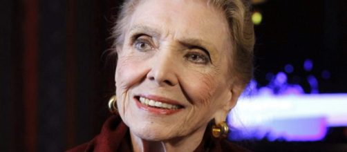 Adi&oacute;s a la Se&ntilde;ora de la Canci&oacute;n Mar&iacute;a Dolores Pradera