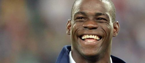 Balotelli en el centro de atenci&oacute;n