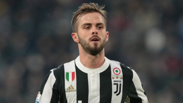 Le Real Madrid et le FC Barcelone pr&ecirc;ts &agrave; tout pour Miralem Pjanic lors du mercato.