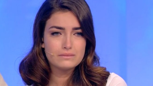 Nilufar distrutta dopo lo scandalo.