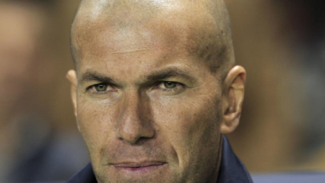 Real Madrid : Zidane quitte le club... - foot01.com