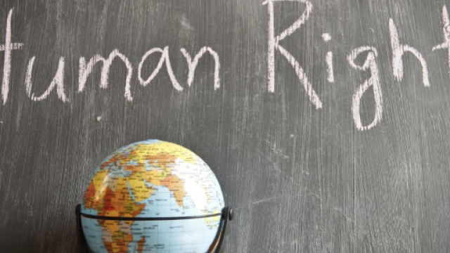 Un giro di tangenti per tacere sulle violazioni dei diritti umani in Azerbaijan