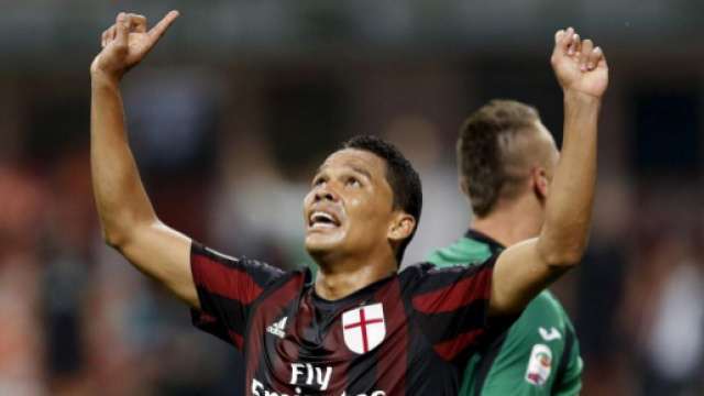 Carlos Bacca, esultanza Milan 2017