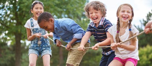 ni&ntilde;os jugando, &iquest;por qu&eacute; no se les acaban las pilas?