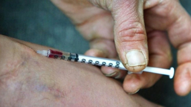 La droga 'coccodrillo' sbarca a Milano: krokodil divora organi e vene - blastingnews.com