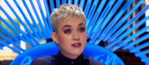 Katy Perry extends an olive Branch to Taylor Swift. [image source: Entertainment Tonight - YouTube]