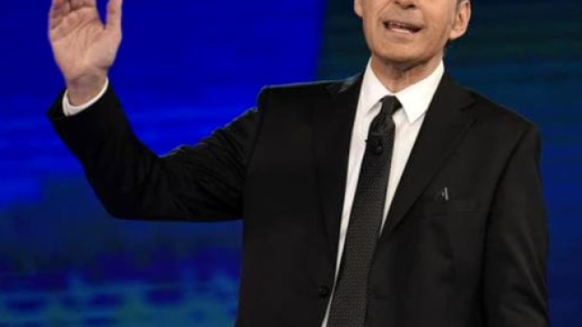 Fabrizio Frizzi: il ricordo di Milly Carlucci - today.it