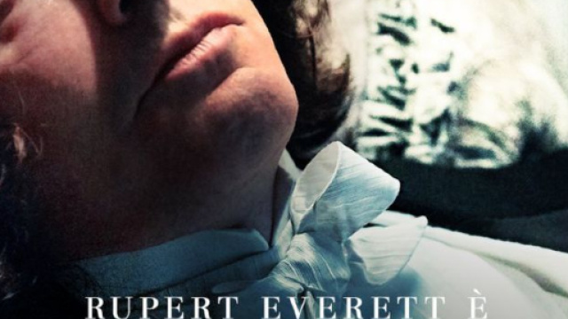 Rupert Everett nei panni di Oscar Wilde ( www.napoligiornalegratuito.it)