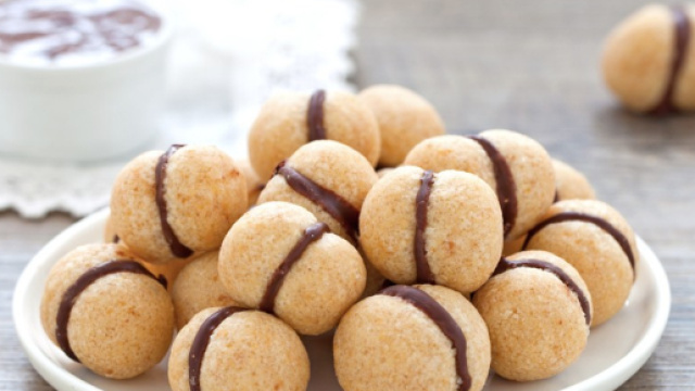 Ricetta Baci di dama - Cucchiaio d'Argento - cucchiaio.it