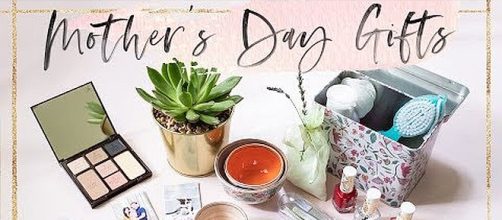 10 Last-Minute Mother's Day Gift Ideas [Image: Honeysucker/YouTube screenshot]