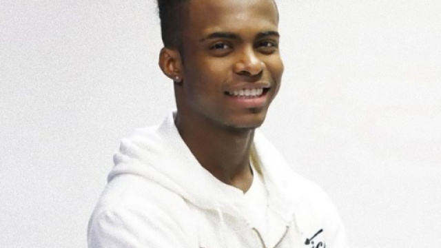 Amici 17: Bryan spiazza tutti e passa alla squadra bianca.