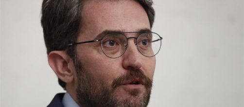 El ministro de Cultura y Deporte minimiza el impacto de sus tuits. Public Domain.