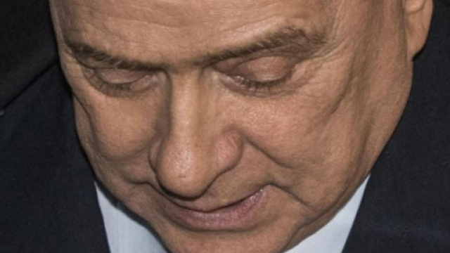Silvio Berlusconi si addossa le colpe del Nazareno. Ma tratta ... - huffingtonpost.it