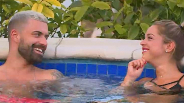 Les Anges 10 : Excit&eacute; par Maddy dans un jacuzzi au Mexique ... - public.fr