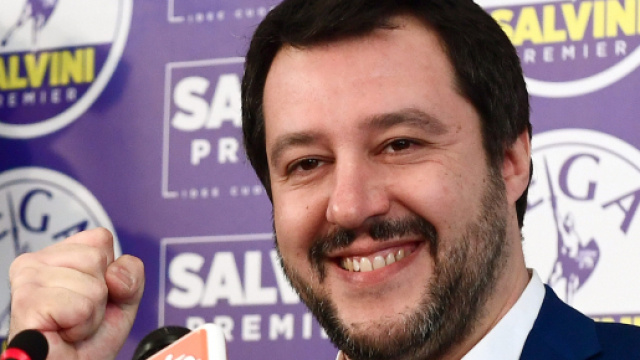 Salvini si prende in mano l'Italia (foto presa da Google Immagini)