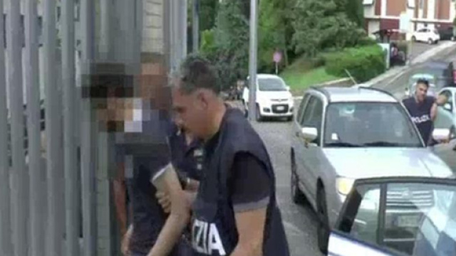 L'untore di Ancona arrestato: alla compagna diceva che l'HIV non ... - pourfemme.it