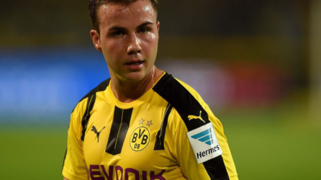 Mario Gotze recovering in Munich as Borussia Dortmund confirm he ... - mirror.co.uk