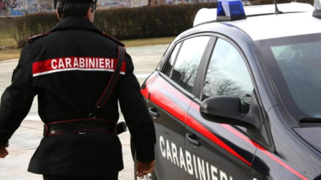 Due ladri di sigarette arrestati dai carabinieri.