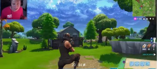 A screenshot from 'Fortnite' - TmrTn2/YouTube screencap