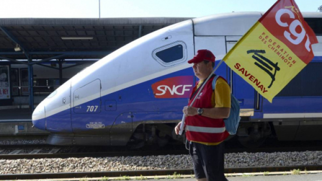 La CGT appelle les autres syndicats de la SNCF &agrave; faire une nouvelle gr&egrave;ve d'envergure au mois de Juillet.