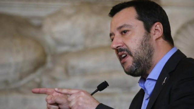 Salvini preme sulla quota 100.
