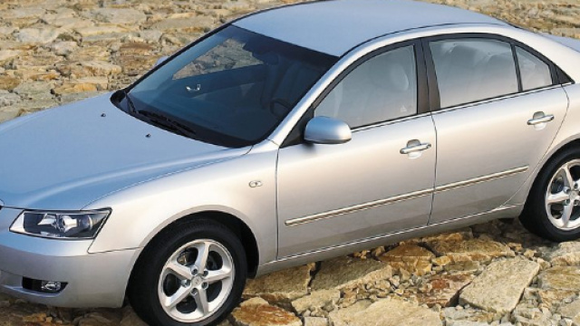 Hyundai Sonica come bara: la curiosa decisione di un cinese