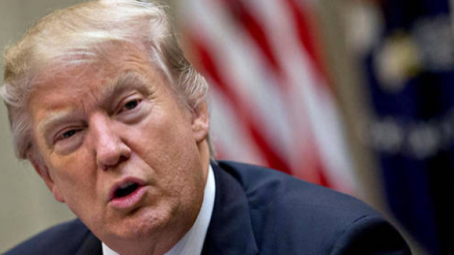 Donald Trump contest&eacute; sur le dossier immigration