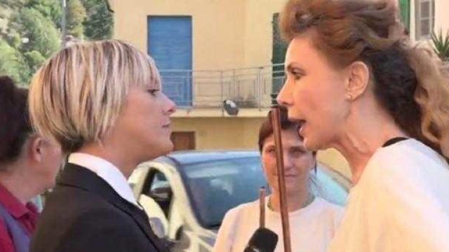 Eleonora Brigliadori inveisce contro Nadia Toffa nel servizio de "Le iene"