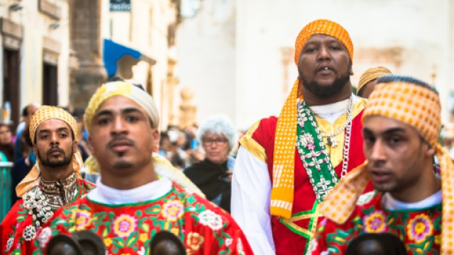 Le Festival Gnaoua d'Essaouira f&ecirc;te ses 20 ans avec une ... - ledesk.ma