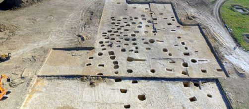 Descubren en una necr&oacute;polis en Crimea objetos &uacute;nicos comparables al 'oro de los escitas'