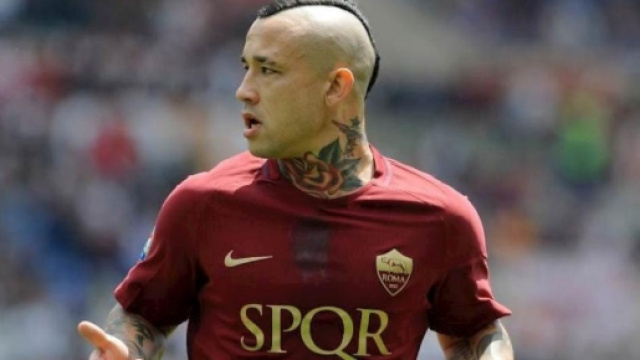 Radja Nainggolan, accordo raggiunto tra Inter e Roma: il belga vestir&agrave; la maglia nerazzurra