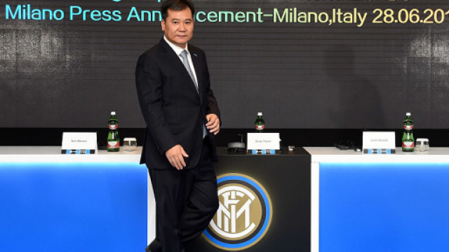 Arriva a Milano l'uomo di Suning: le date. Zhang al Meazza per ... - fcinter1908.it