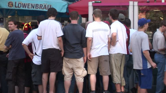 Le peuple italien s'occupe comme il peut en esp&eacute;rant que leur &eacute;quipe va se redresser apr&egrave;s le Mondial.