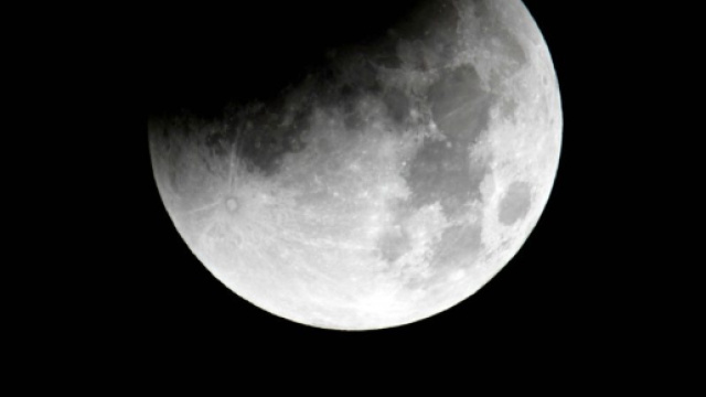 Eclissi di Luna: quando osservarla in Italia | Radio Deejay - deejay.it