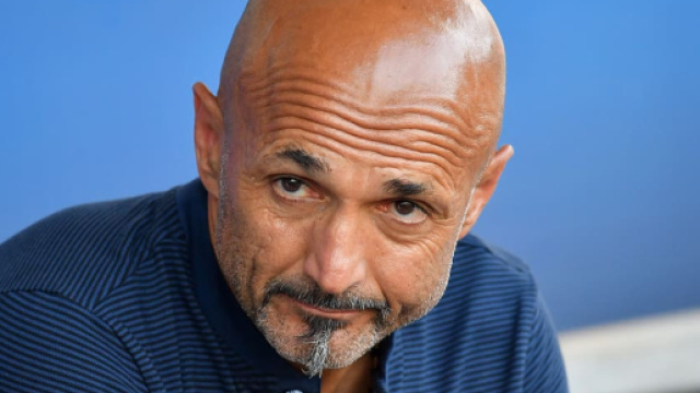 Spalletti pronto a schierare la sua nuova Inter con la difesa a tre.