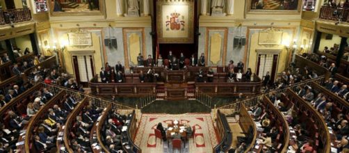 El Congreso abre la puerta a la eutanasia en la sanidad p&uacute;blica y con garant&iacute;as &eacute;ticas