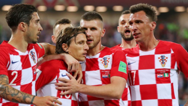 Dove vedere Croazia-Danimarca in tv: diretta su Canale 5 e streaming web
