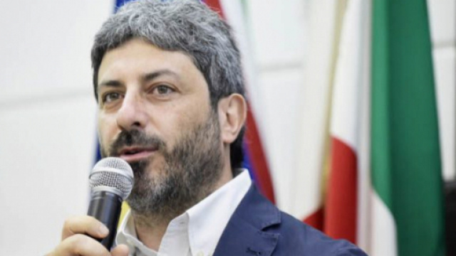 Roberto Fico e il M5S preparano l'abolizione dei vitalizi degli ex parlamentari