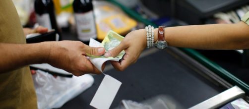 VENEZUELA / La inflaci&oacute;n sube por encima de los 40.000%