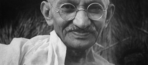 Mahatma Gandhi y su lucha no violenta