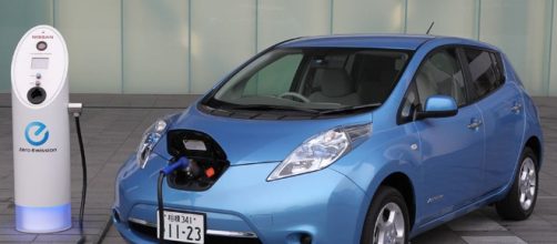 Conoce los beneficios de los coches el&eacute;ctricos
