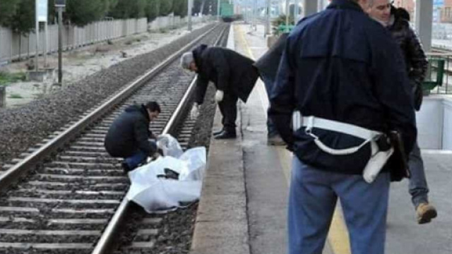 17enne travolto dal treno: ragazzini spettatori lo riprendono con ... - wallnews24.it