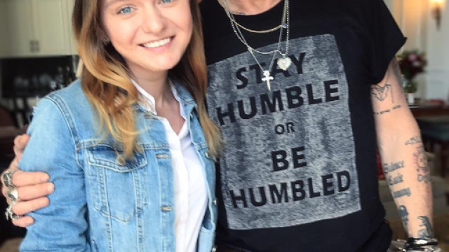 Johnny Depp magrissimo in Russia.