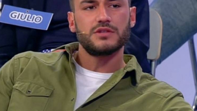 Uomini e Donne: Lorenzo Riccardo dopo la scelta sar&agrave; il nuovo Tronista?