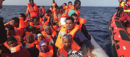 El buque 'Proactiva Open Arms' desembarcar&aacute; en Barcelona con 60 inmigrantes
