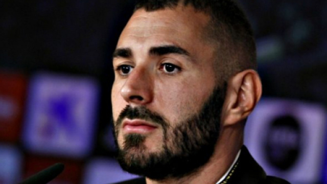 Fabio Capello d&eacute;fend la place de Karim Benzema au Real Madrid